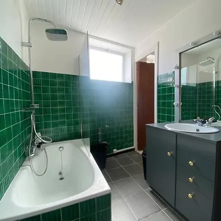 - Centre * Carcassonne